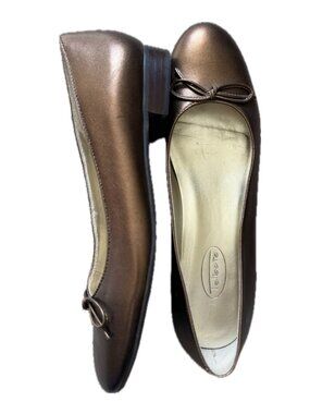 Talbots Leather Flats Copper with bowtie toe Sz 9.5 AA